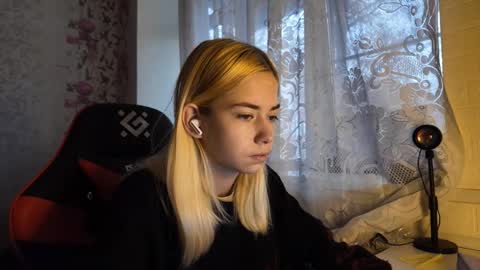 Nancy online show from 11, 11, 2025