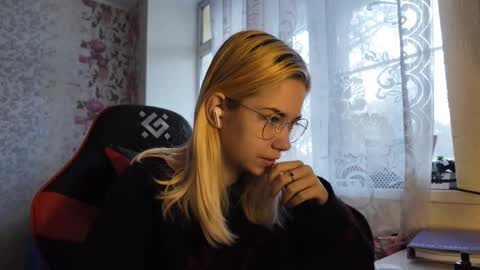 Nancy online show from 19, 11, 2025