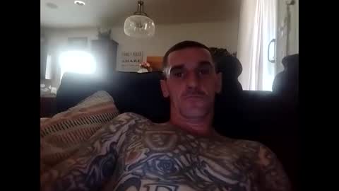 Snapshot of charles1889 chatting on 27, 9, 2025 charles1889 online show from 27, 9, 2025