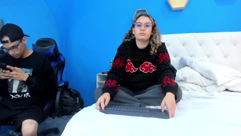 Charles y Elara online show from 11, 12, 2024