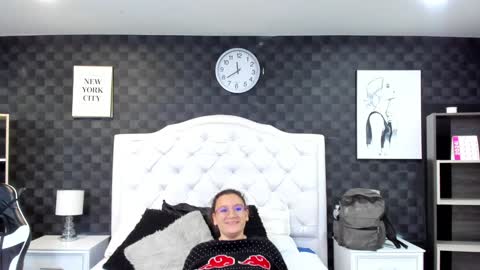 Charles y Elara online show from 28, 12, 2024