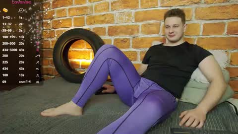 Snapshot of charlie_smiley chatting on 9, 2, 2026 Charlie Smiley online show from 9, 2, 2026