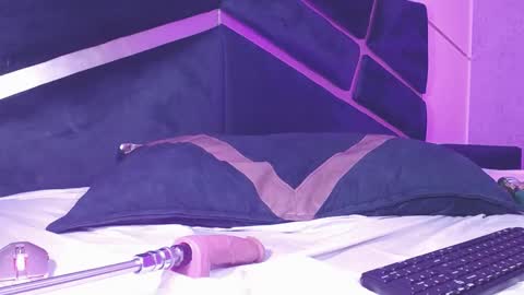 Snapshot of charlie_williams_1 chatting on 11, 1, 2025 CHARLIE online show from 11, 1, 2025