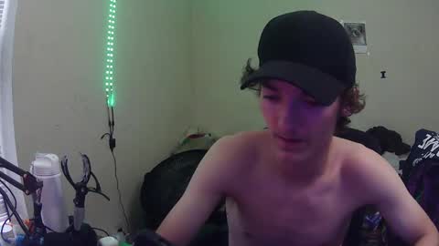 Snapshot of charlied09302 chatting on 25, 10, 2025 char sexiness online show from 25, 10, 2025