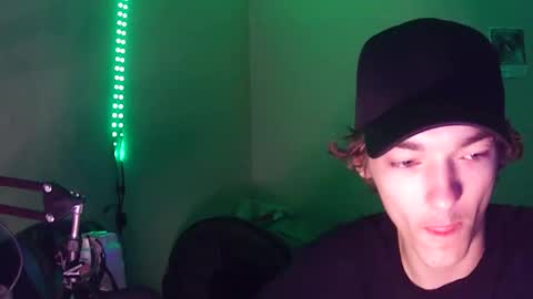 Snapshot of charlied09302 chatting on 27, 10, 2025 char sexiness online show from 27, 10, 2025