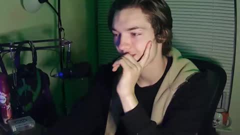 Snapshot of charlied09302 chatting on 10, 11, 2025 char sexiness online show from 10, 11, 2025