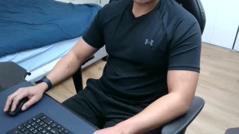 charliekkw online show from 16, 2, 2025