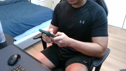 charliekkw online show from 20, 2, 2025