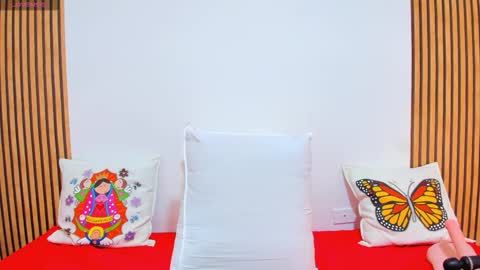 Snapshot of charlize_aniston2 chatting on 7, 11, 2025 Charlize online show from 7, 11, 2025