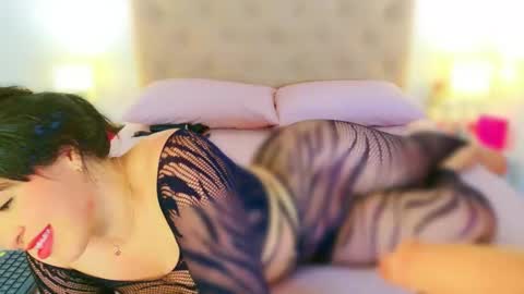 Charloott Evans online show from 11, 10, 2025