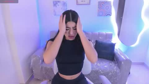    online show from 13, 10, 2025