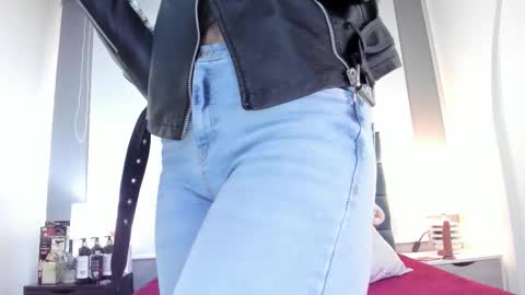 Charlott online show from 11, 11, 2025