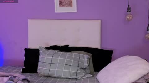 Snapshot of charlotte1117 chatting on 13, 6, 2026 Char 3 online show from 13, 6, 2026