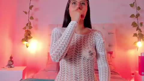 Sofia online show from 4, 7, 2026