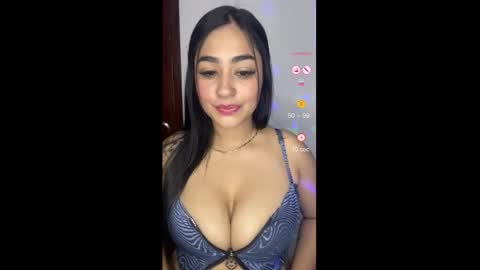 Snapshot of charlotte_cutee18 chatting on 3, 12, 2025 Camilaa online show from 3, 12, 2025