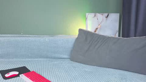 Charlotte online show from 21, 9, 2025