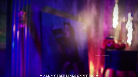 Charlotte online show from 23, 10, 2025