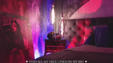 Charlotte online show from 6, 4, 2026