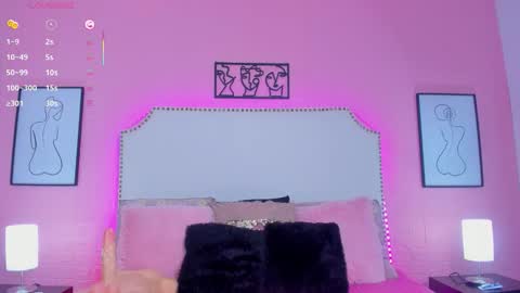 Charlotte online show from 19, 11, 2025