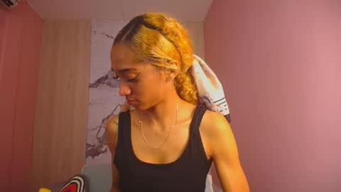 CHARLOTTE online show from 18, 10, 2025