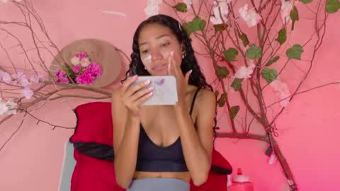Snapshot of charlotte_love10 chatting on 7, 5, 2026 CHARLOTTE online show from 7, 5, 2026