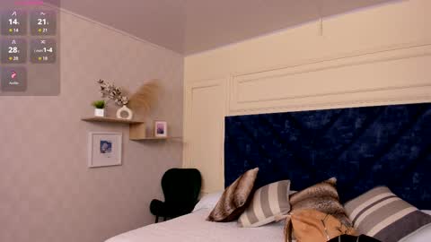 Charlotte Mayers online show from 29, 9, 2025