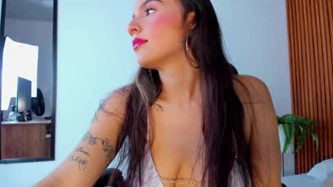 Snapshot of charlotte_rousee chatting on 18, 9, 2025 charlotte_rousee online show from 18, 9, 2025