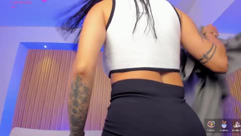 Snapshot of charlotte_whitee1 chatting on 24, 1, 2025 Charlotte Everyday From 0700 to 1300 Col Time online show from 24, 1, 2025