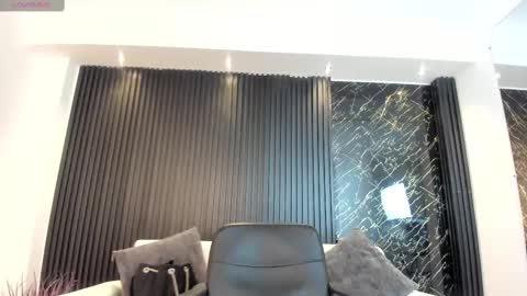 Snapshot of charlotte_whitee1 chatting on 12, 3, 2025 Charlotte Everyday From 0700 to 1300 Col Time online show from 12, 3, 2025