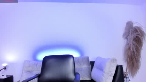 Snapshot of charlotte_whitee1 chatting on 11, 10, 2025 Charlotte Everyday From 0700 to 1300 Col Time online show from 11, 10, 2025