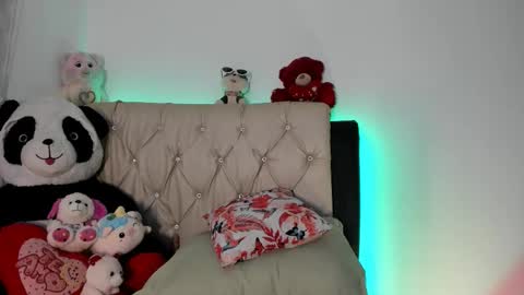 charlottee07 online show from 18, 2, 2026