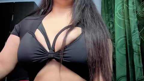 Snapshot of charlottee_lovee69 chatting on 13, 5, 2026 Natalia online show from 13, 5, 2026
