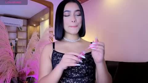 Snapshot of charlotteg18 chatting on 25, 5, 2026 Charlote online show from 25, 5, 2026