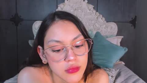 charlottegray_1 online show from 2, 11, 2025