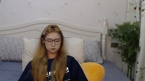 Charlotte online show from 19, 10, 2025