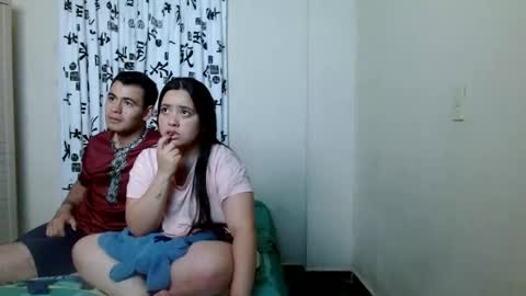 Snapshot of charlottetwins chatting on 15, 12, 2025 charlot online show from 15, 12, 2025