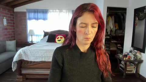 Snapshot of charlottewillson chatting on 13, 10, 2025 Charlotte online show from 13, 10, 2025