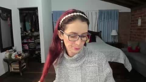 Snapshot of charlottewillson chatting on 16, 11, 2025 Charlotte online show from 16, 11, 2025