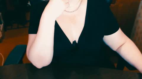 CharlotteXTasty online show from 27, 12, 2024