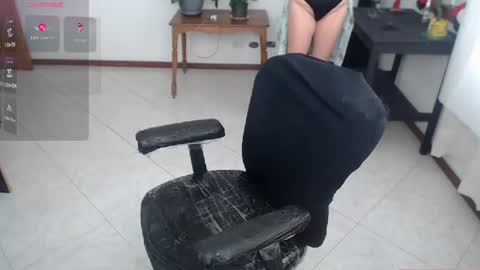 charlottezoe online show from 17, 2, 2025