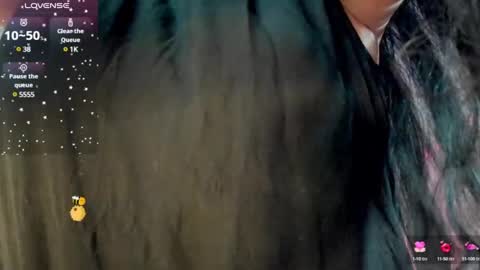 Charm alessa online show from 31, 1, 2025