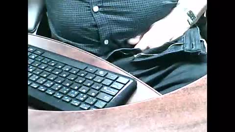 Snapshot of charmeur2672 chatting on 14, 4, 2026 charmeur2672 online show from 14, 4, 2026
