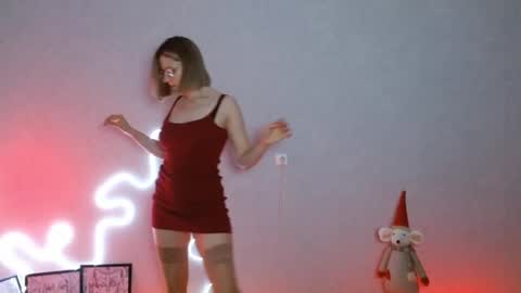 Snapshot of charming_beauty chatting on 7, 1, 2025 Michelle online show from 7, 1, 2025