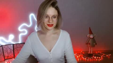 Snapshot of charming_beauty chatting on 9, 1, 2025 Michelle online show from 9, 1, 2025