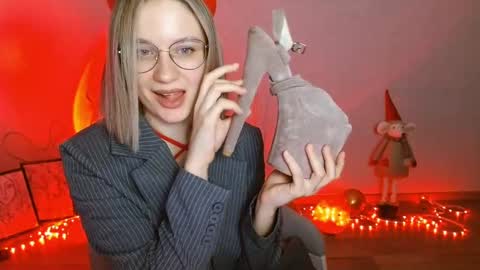 Snapshot of charming_beauty chatting on 11, 1, 2025 Michelle online show from 11, 1, 2025