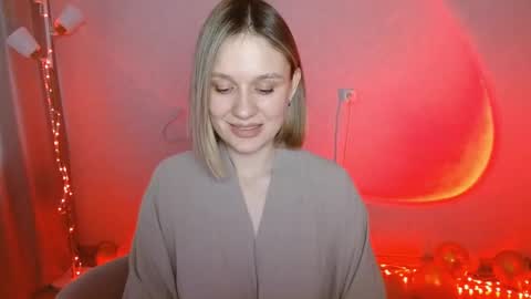 Snapshot of charming_beauty chatting on 27, 1, 2025 Michelle online show from 27, 1, 2025