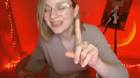 Snapshot of charming_beauty chatting on 14, 2, 2025 Michelle online show from 14, 2, 2025