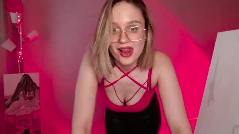 Snapshot of charming_beauty chatting on 1, 3, 2025 Michelle online show from 1, 3, 2025