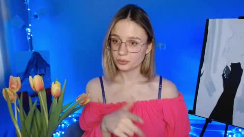 Snapshot of charming_beauty chatting on 9, 3, 2025 Michelle online show from 9, 3, 2025