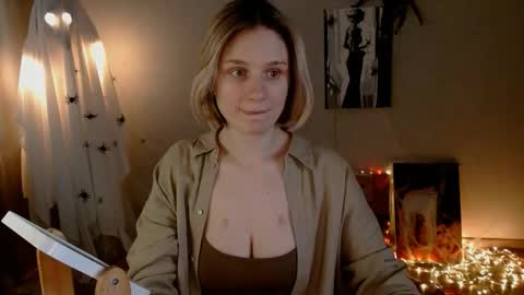 Snapshot of charming_beauty chatting on 3, 11, 2025 Michelle online show from 3, 11, 2025